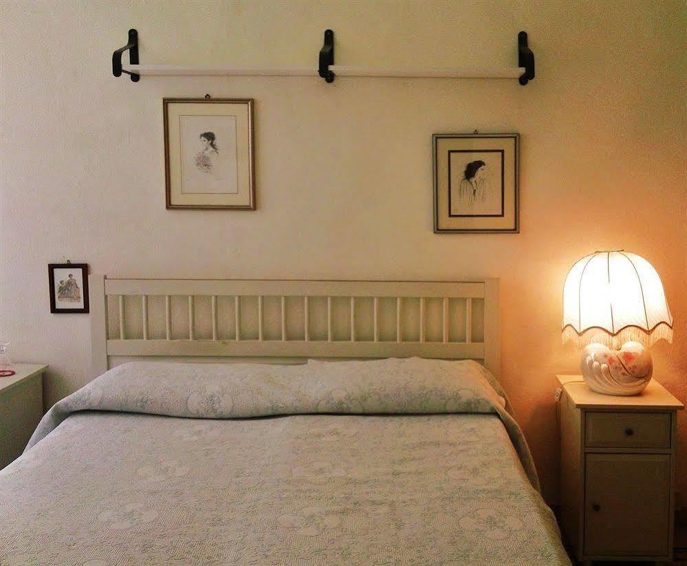 Le Violette Hotel Лука Екстериор снимка