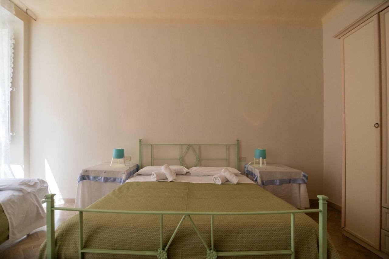 Le Violette Hotel Лука Екстериор снимка