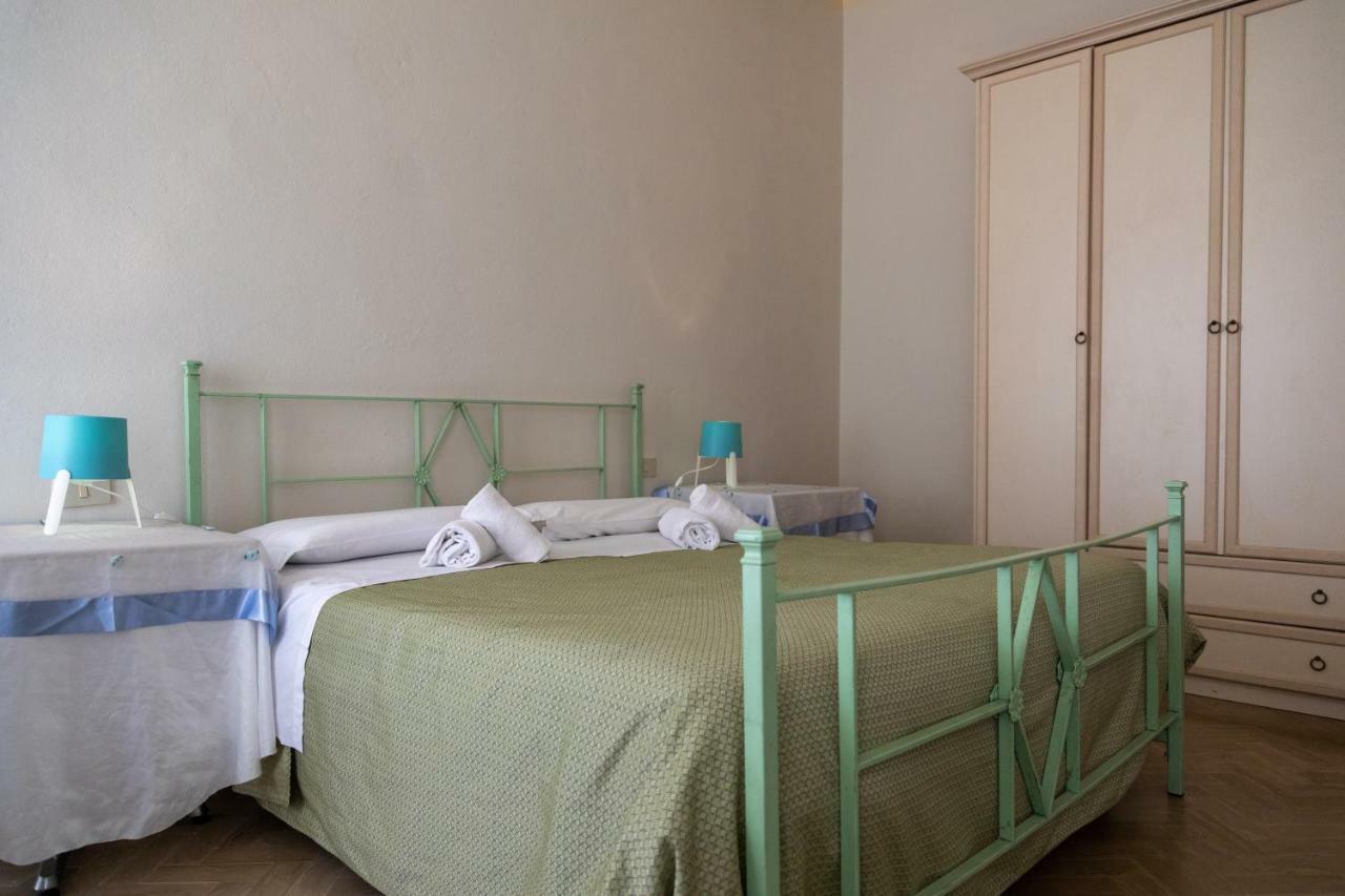 Le Violette Hotel Лука Екстериор снимка