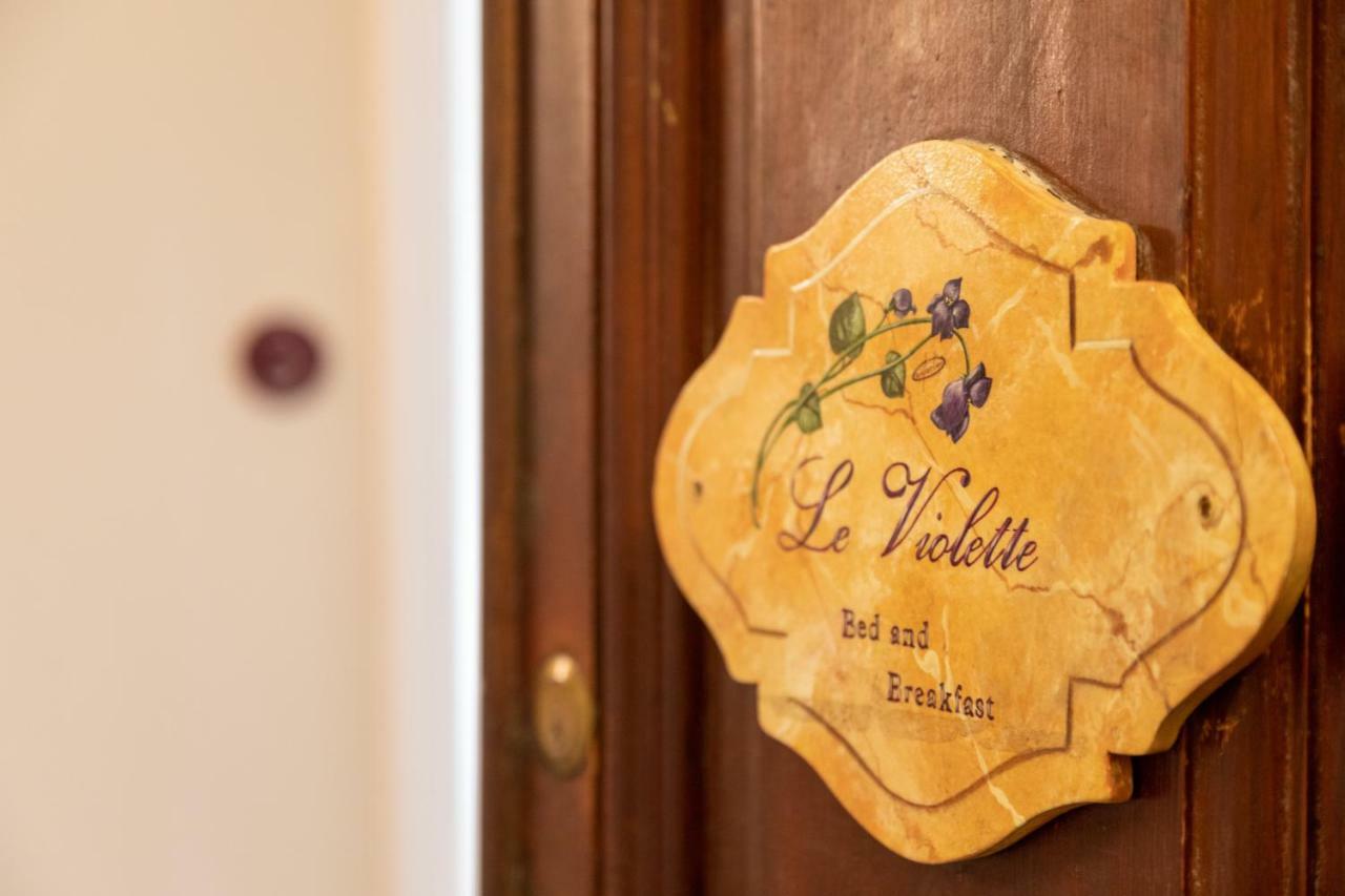 Le Violette Hotel Лука Екстериор снимка