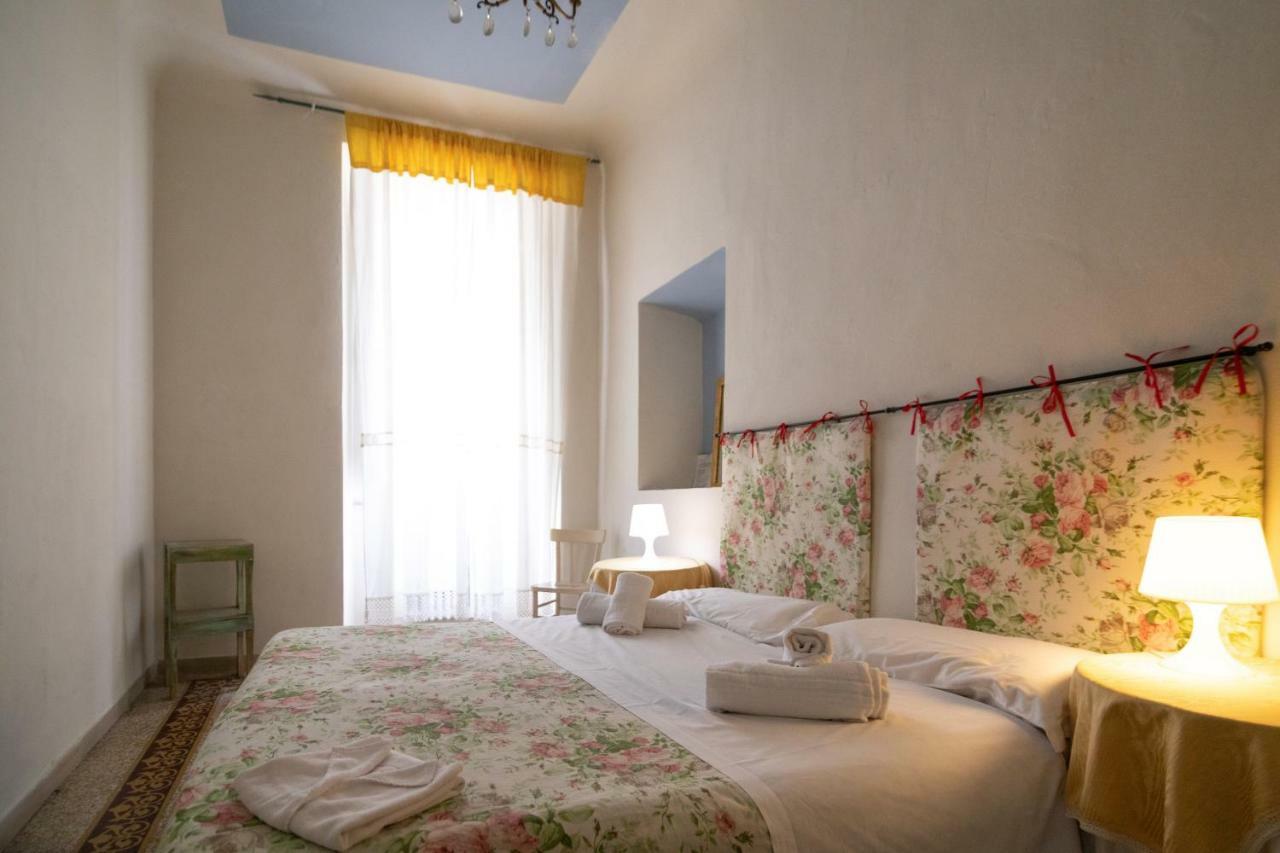 Le Violette Hotel Лука Екстериор снимка