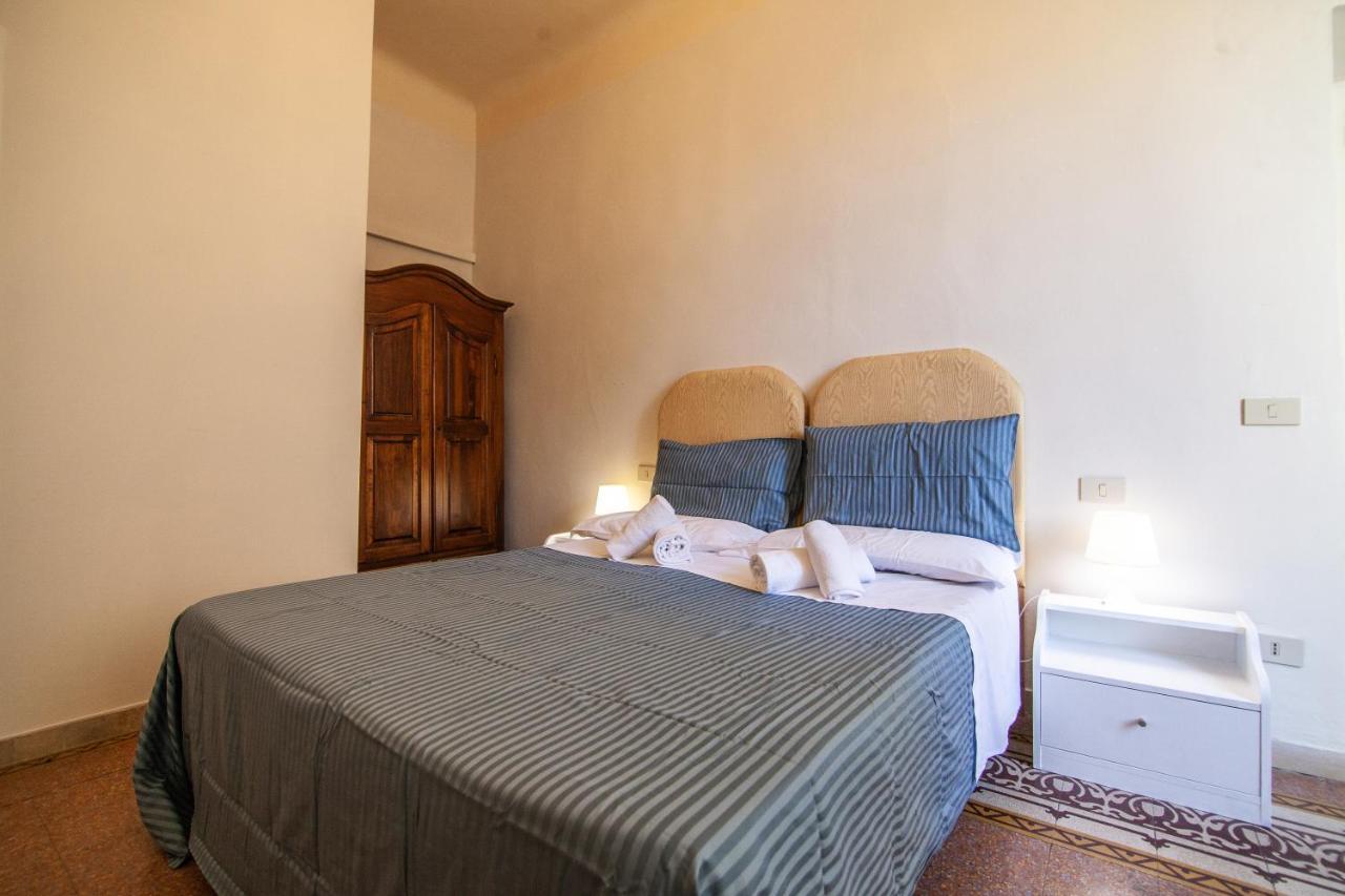 Le Violette Hotel Лука Екстериор снимка